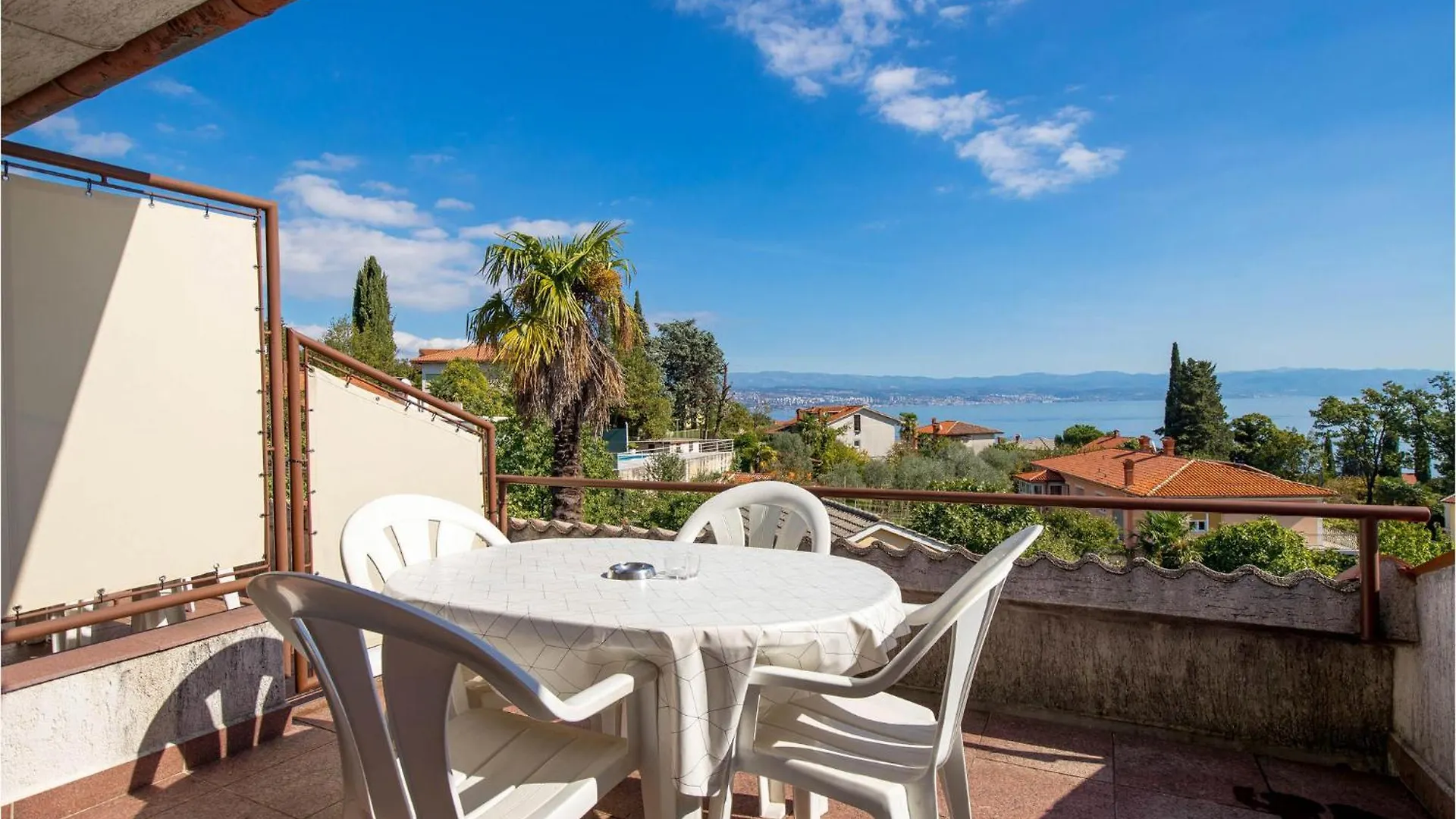 Nice Apartment In Lovran With Kitchen